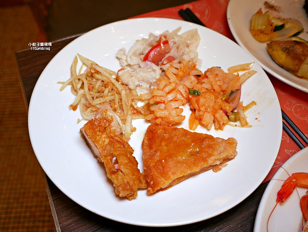 大直美食豐FOOD海陸百匯下午茶2小時吃到飽，壽星四人同行平日一人免費