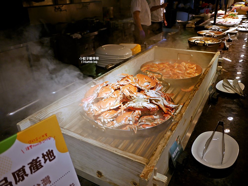 大直美食豐FOOD海陸百匯下午茶2小時吃到飽，壽星四人同行平日一人免費