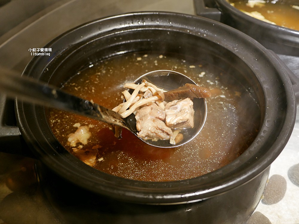 大直美食豐FOOD海陸百匯下午茶2小時吃到飽，壽星四人同行平日一人免費