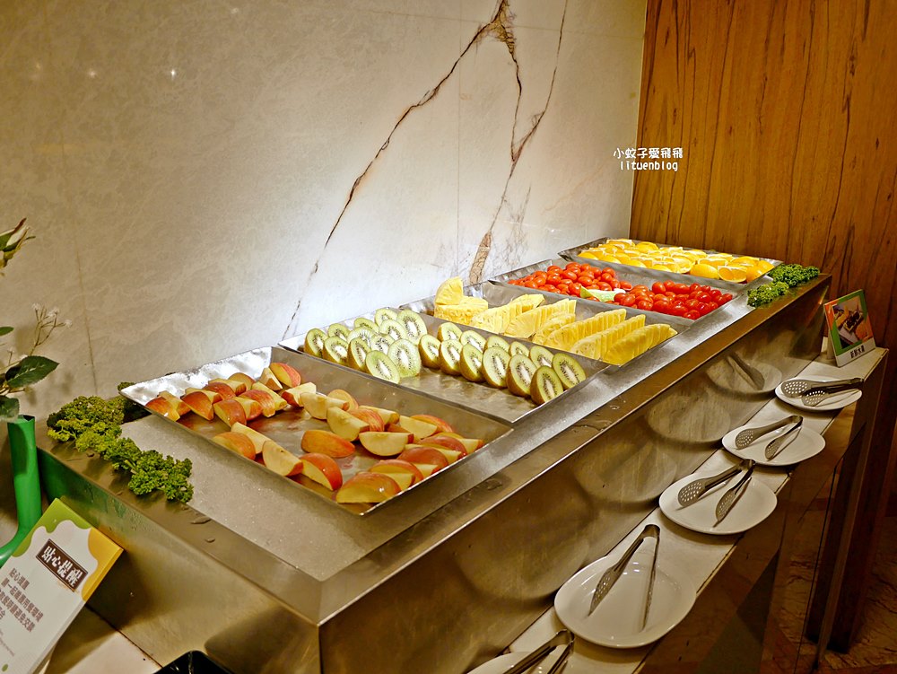 大直美食豐FOOD海陸百匯下午茶2小時吃到飽，壽星四人同行平日一人免費