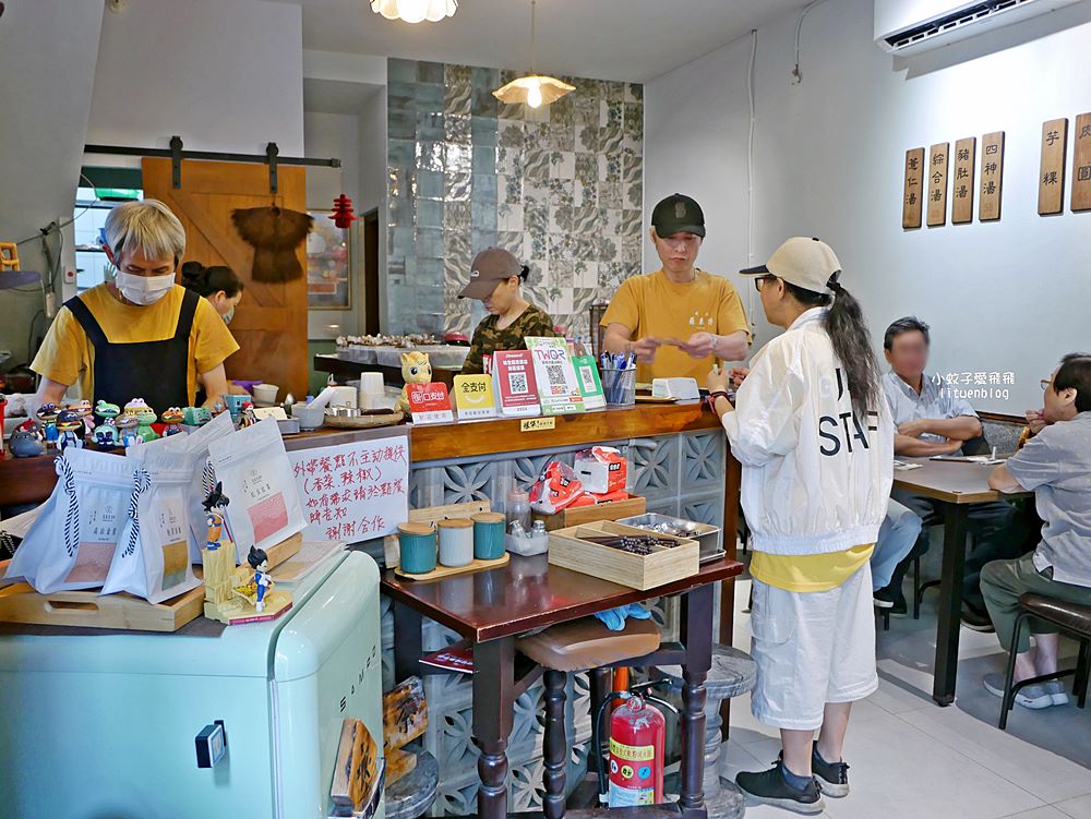 萬華美食「露店蘇來傳｜萬華蘇家肉圓油粿」必比登推介肉圓芋粿80年的傳統滋味