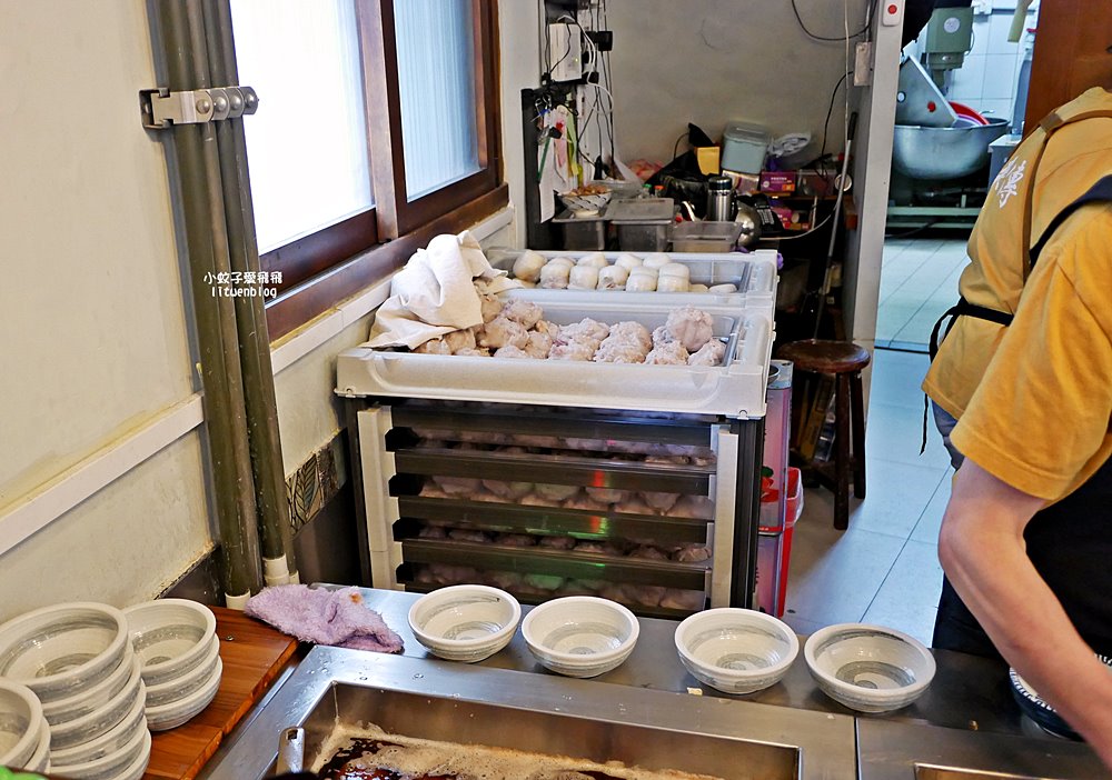 萬華美食「露店蘇來傳|萬華蘇家肉圓油粿」必比登推介肉圓芋粿80年的傳統滋味 萬華美食「露店蘇來傳|萬華蘇家肉圓油粿」必比登推介肉圓芋粿80年的傳統滋味