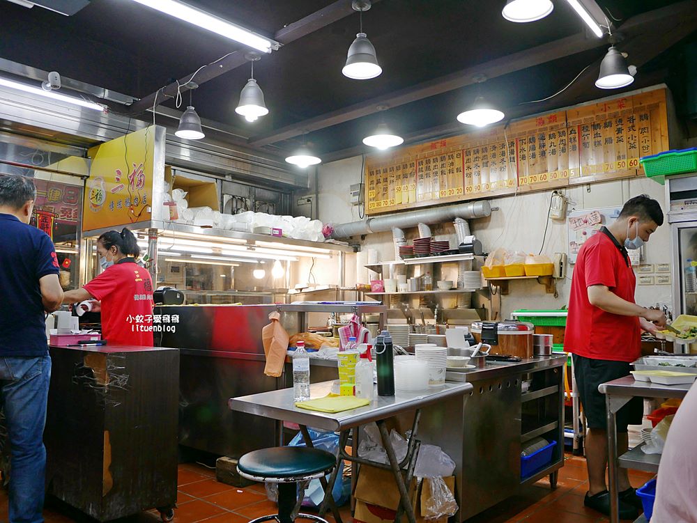 萬芳醫院站美食「三福傳統鵝肉店」百元有找鵝肉飯，藥膳鵝湯免費無限喝