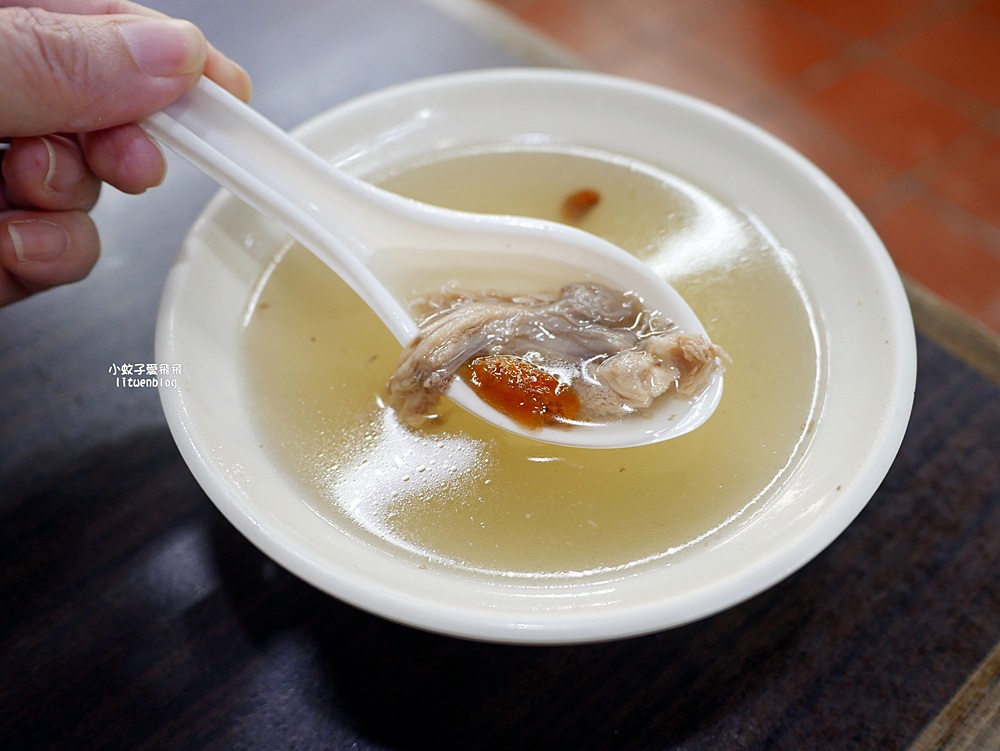 萬芳醫院站美食「三福傳統鵝肉店」百元有找鵝肉飯，藥膳鵝湯免費無限喝