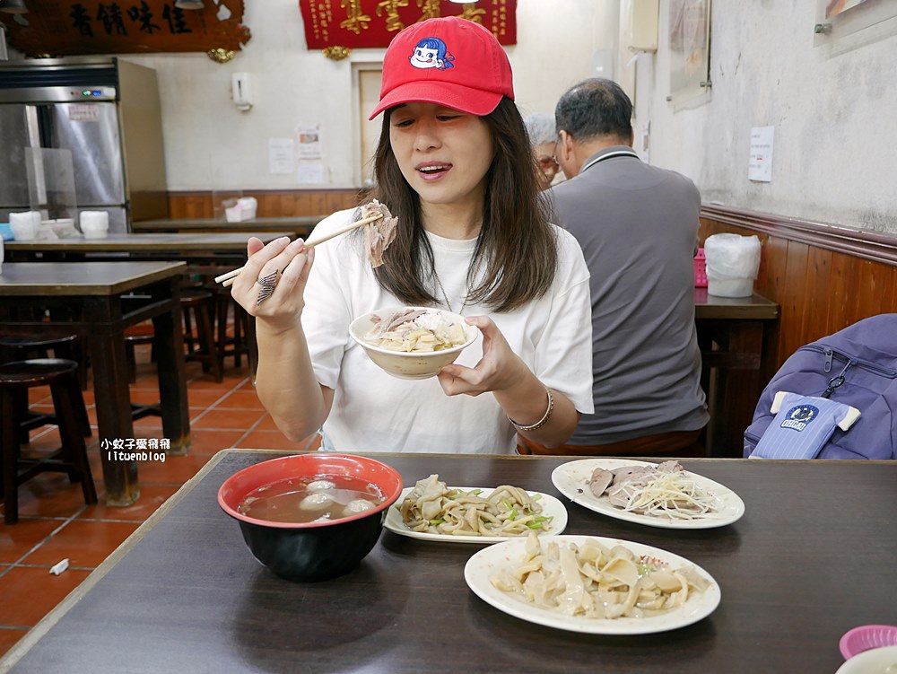 萬芳醫院站美食「三福傳統鵝肉店」百元有找鵝肉飯，藥膳鵝湯免費無限喝