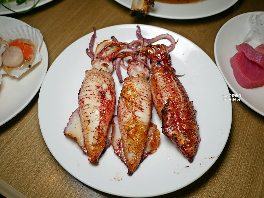 茹曦酒店SUNNY BUFFET自助餐廳首創手工披薩內用再加贈一份，還能免費外帶！