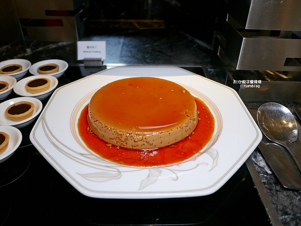 茹曦酒店SUNNY BUFFET自助餐廳首創手工披薩內用再加贈一份，還能免費外帶！