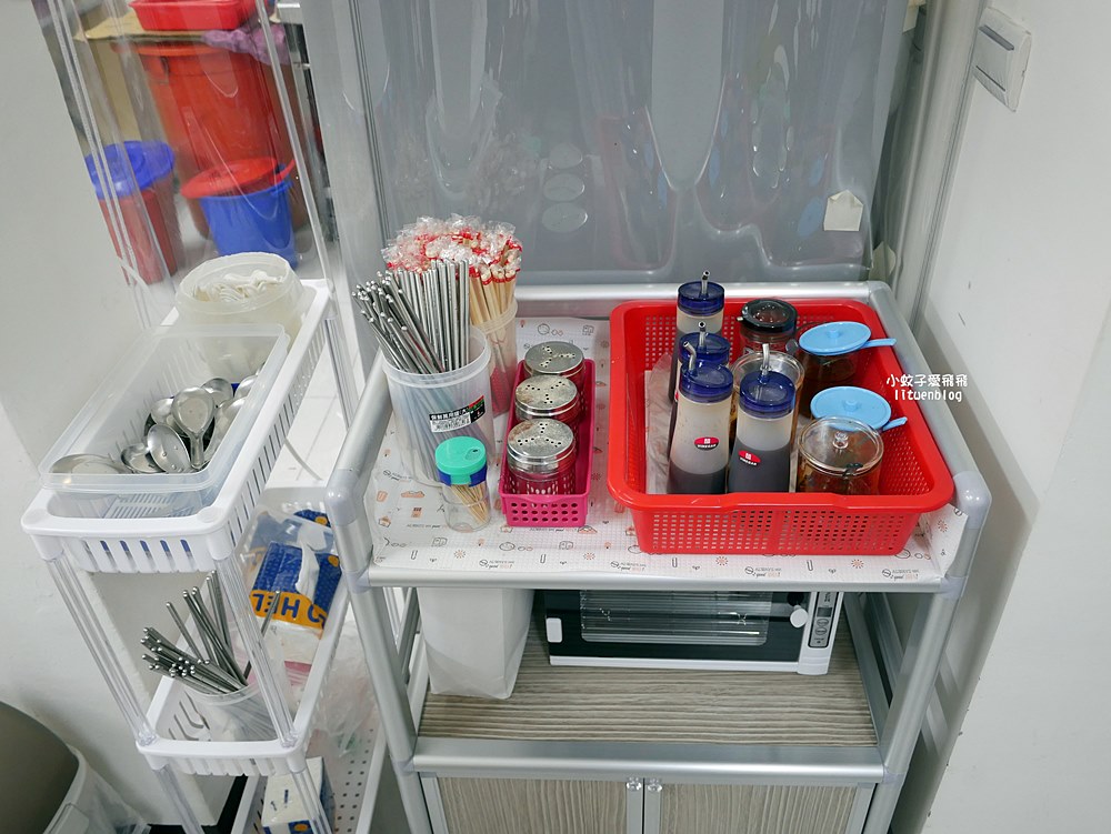北投美食「漢奇肉羹」於奇岩站正式落腳，魚漿裹豬後腿肉飽滿新鮮