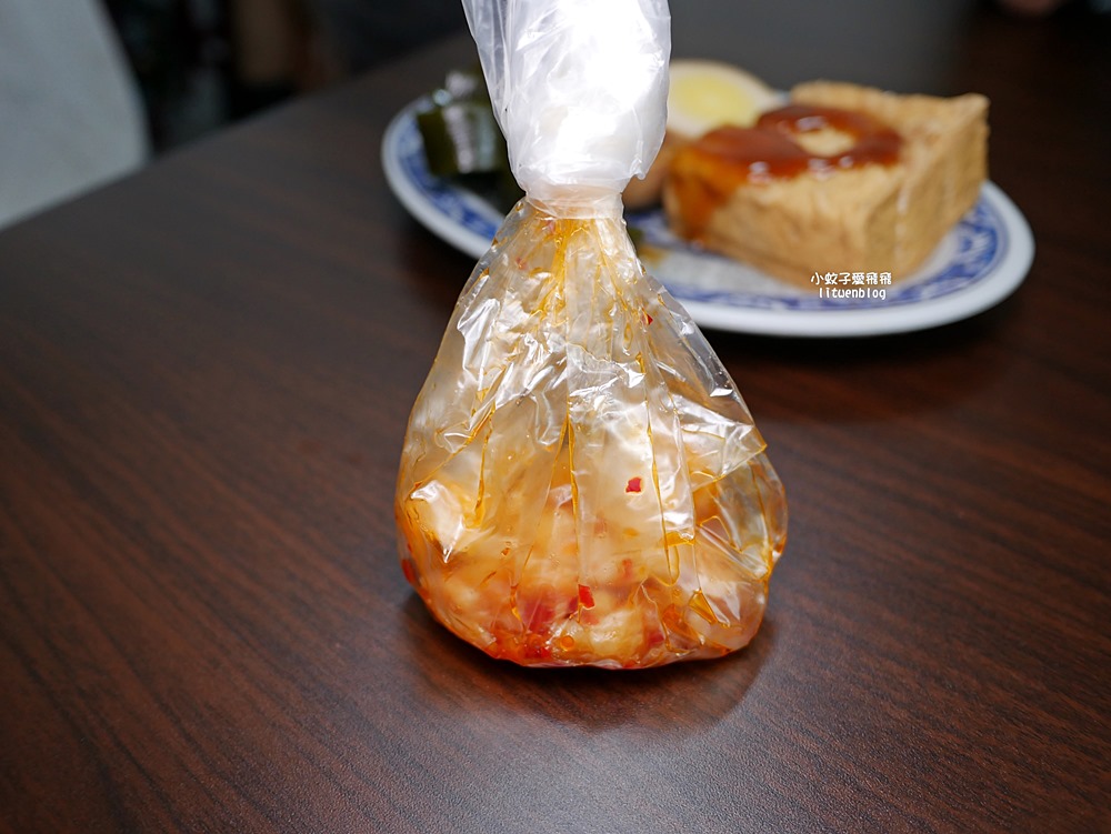 北投美食「漢奇肉羹」於奇岩站正式落腳，魚漿裹豬後腿肉飽滿新鮮
