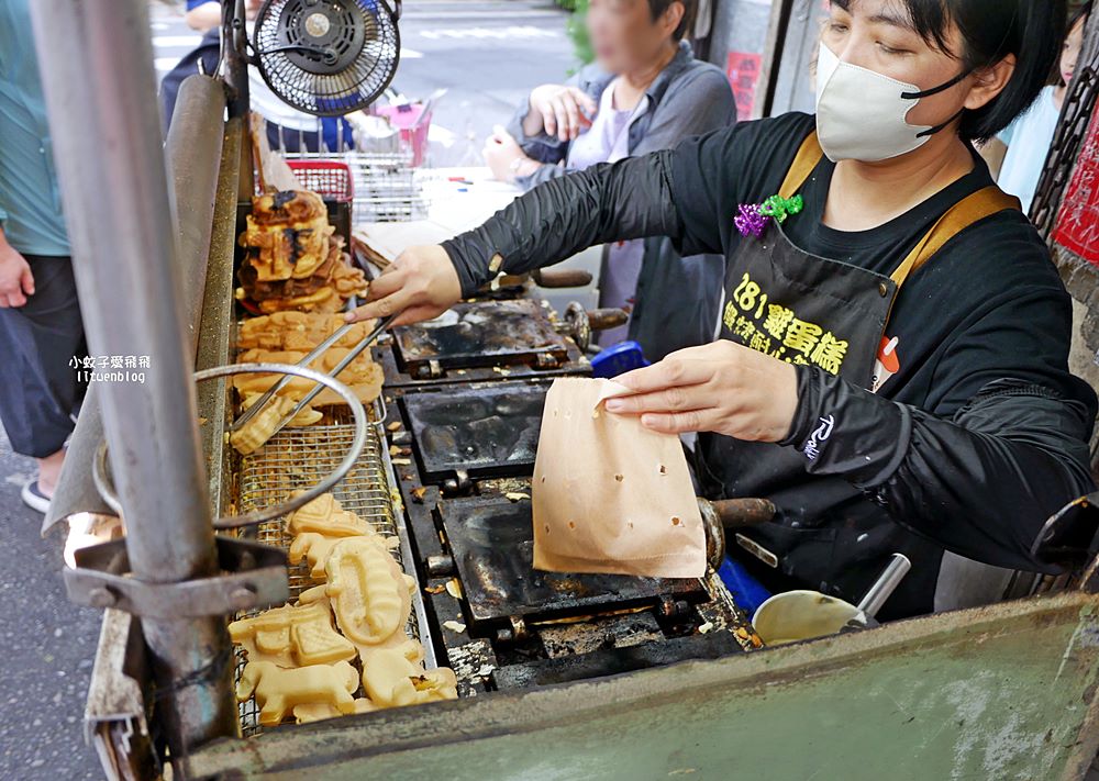 吳興街美食「281雞蛋糕」一整片式造型雞蛋糕,臺北醫學大學附近的熱門點心 吳興街美食「281雞蛋糕」一整片式造型雞蛋糕,臺北醫學大學附近的熱門點心