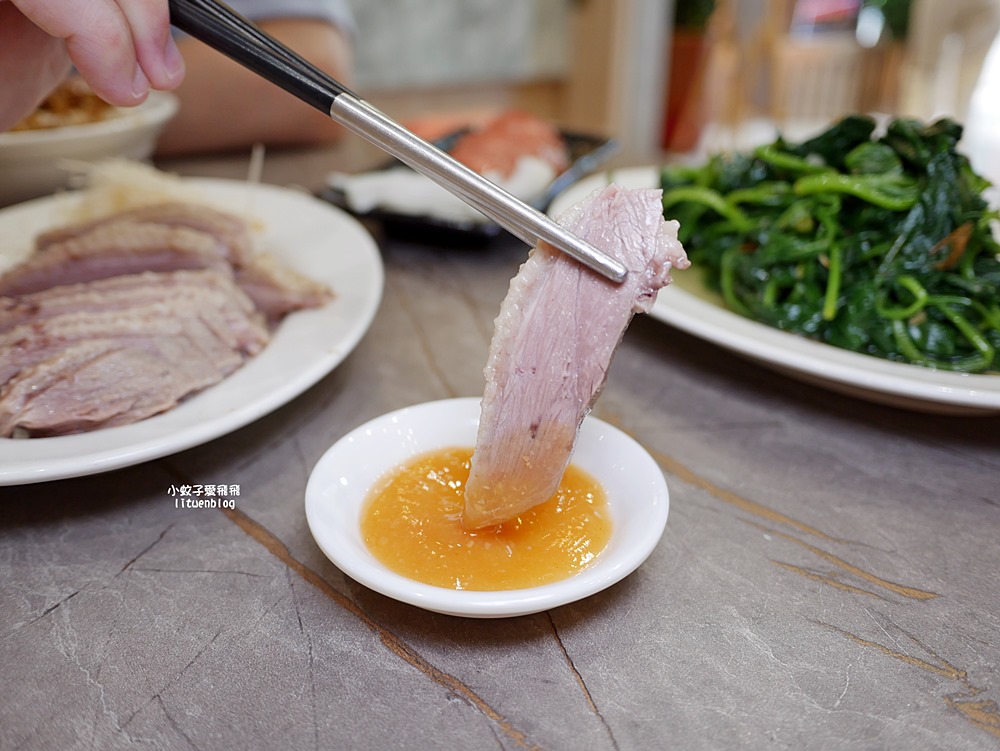 三峽美食｜三峽北大美食「阿城鵝肉三峽北大」鵝肉名店最愛白斬鮮嫩多汁